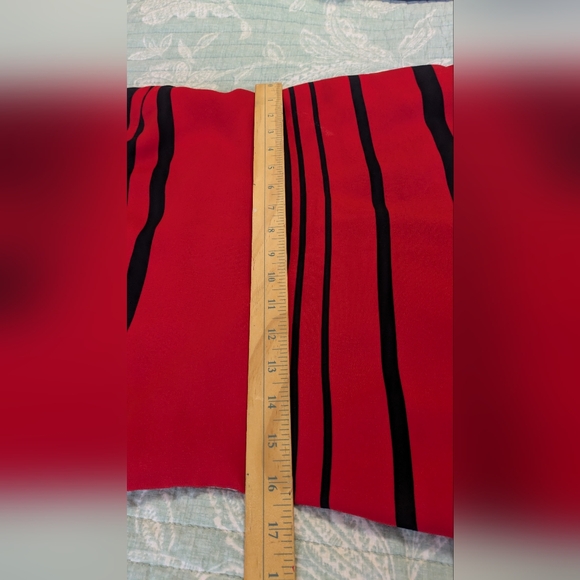 Banana Republic Red and Black Dress. Size 6P. - Picture 10 of 10
